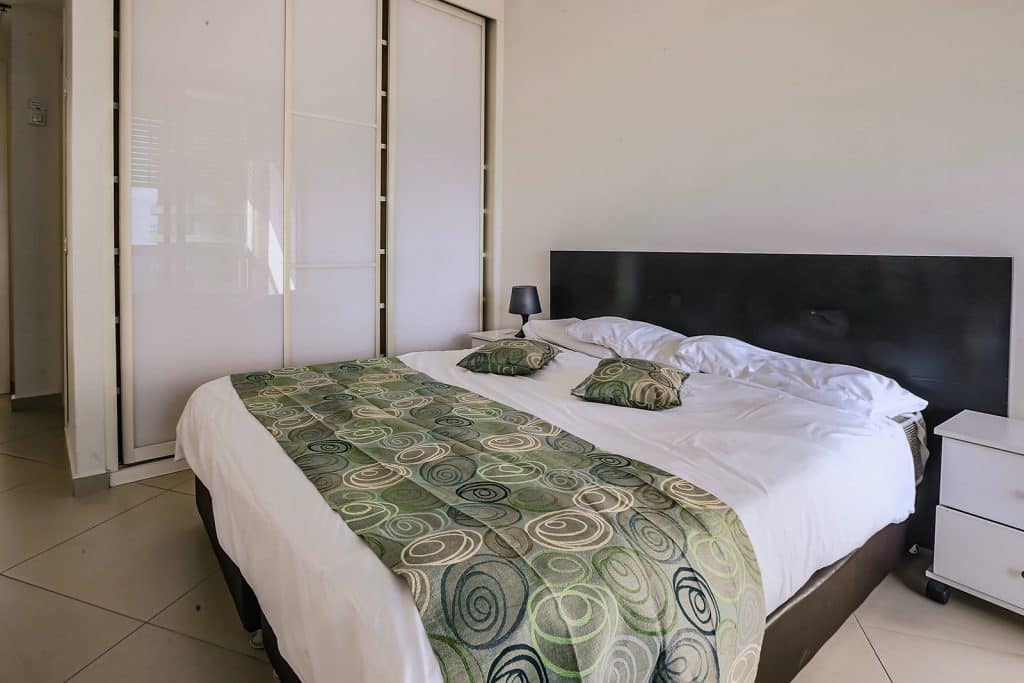 Two Bedrooms Apartment with Sea View 204
