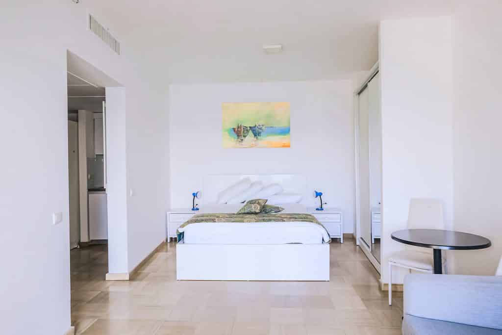 Presidential Studio 303