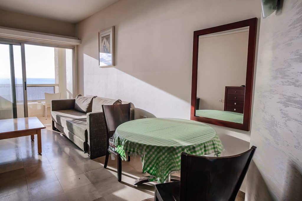 One Bedroom Apartment with Sea View 402