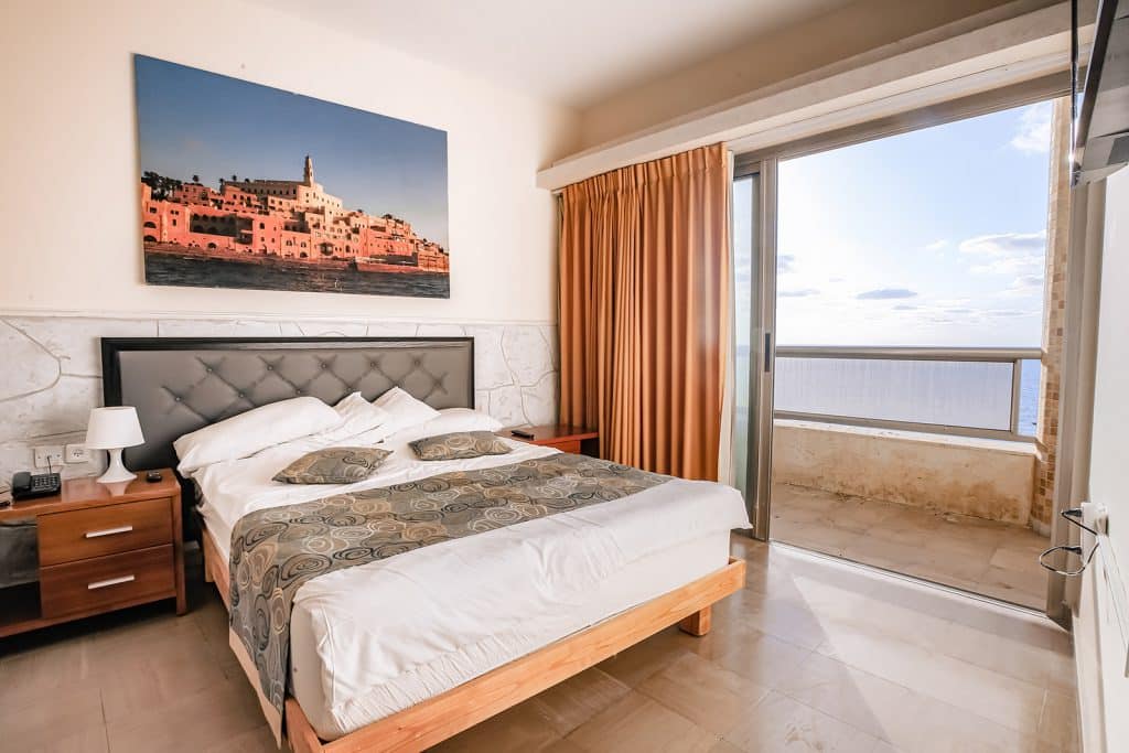 One Bedroom Apartment with Sea View 402