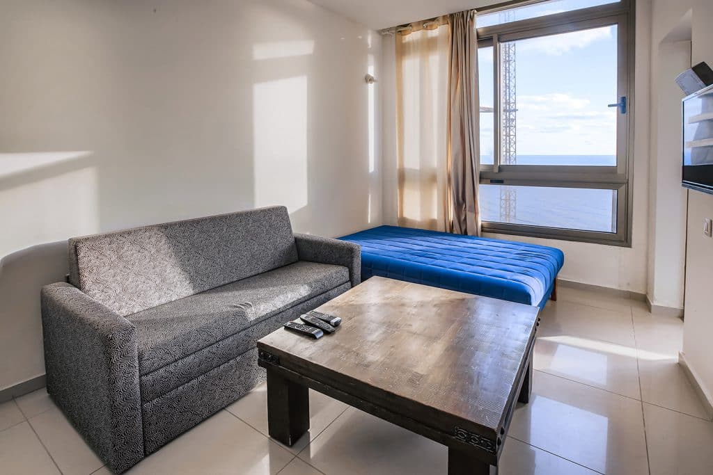 One Bedroom Sea View Apartment 505