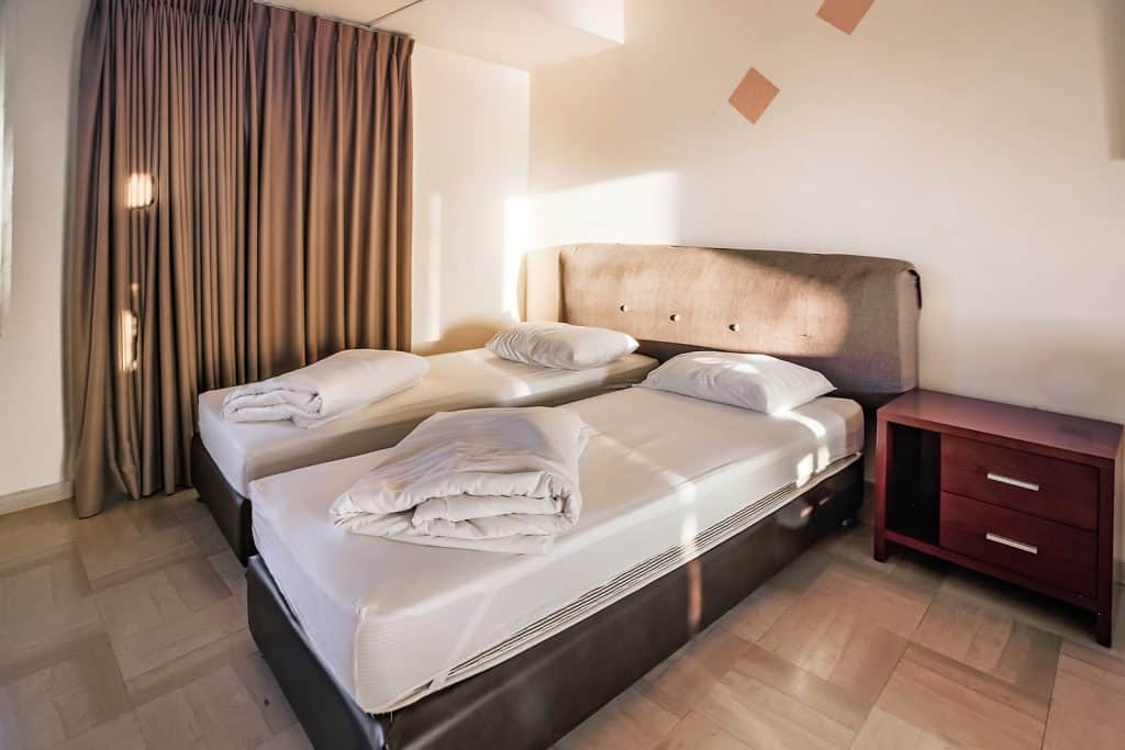 Spacious Bedroom Apartment with Sea View 507