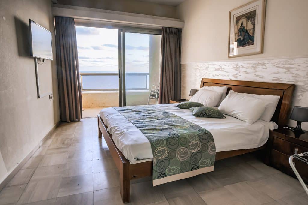 One Bedroom Apartment with Sea View 707