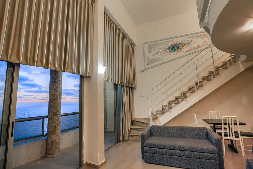 Premium Duplex Apartment Sea View 1106