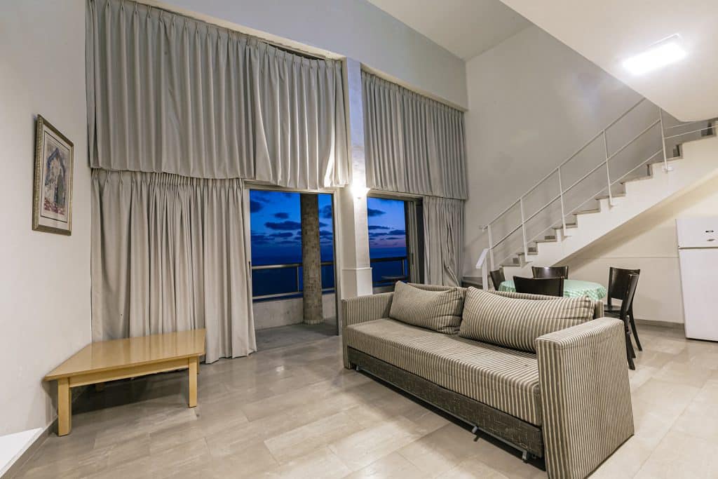 Large Duplex Apartment Sea View 1105